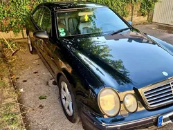 Schwarz Gebraucht 1999 Mercedes CLK200 Limousine | 1.800 €