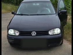 Schwarz Gebraucht 2003 VW Golf IV Kleinwagen | 1.700 € (Fairer Preis)