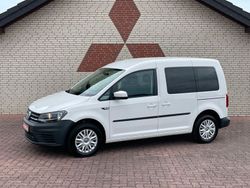 Weiß Gebraucht 2020 VW Caddy Trendline Van / Kleinbus | 21.990 € (Etwas zu teuer)