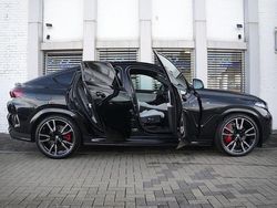 Saphirschwarz met. Gebraucht 2024 BMW X6 M Sport SUV | 89.900 € (Fairer Preis)