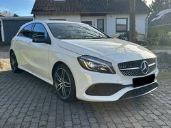 Weiß Gebraucht 2016 Mercedes 220 Limousine | 17.490 €