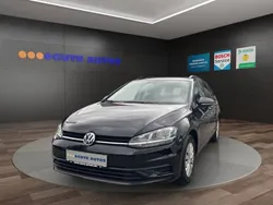 Deep black pearlescent Gebraucht 2020 VW Golf VII Kombi | 16.690 € (Fairer Preis)