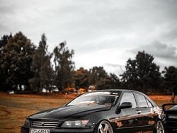 Schwarz Gebraucht 1999 Lexus IS200 Limousine | 20.000 €