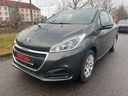 Grau Gebraucht 2016 Peugeot 208 Active Kleinwagen | 7.500 € (Etwas zu teuer)