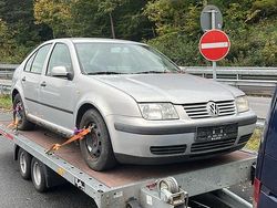 Silber Gebraucht 1999 VW Bora Limousine | 350 € (Superpreis)