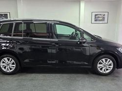 Schwarz Gebraucht 2022 VW Touran Comfortline Van / Kleinbus | 26.900 € (Guter Preis)