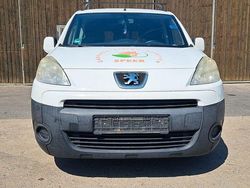 Weiß Gebraucht 2012 Peugeot Partner Comfort Van / Kleinbus | 1.750 € (Superpreis)