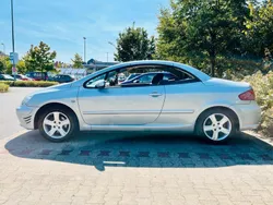 Silber Gebraucht 2004 Peugeot 307 CC Cabrio | 2.100 € (Etwas zu teuer)
