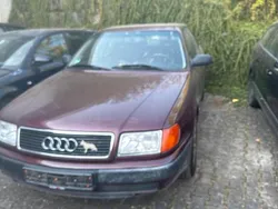 Rot Gebraucht 1991 Audi 100 Limousine | 2.550 €