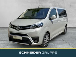 Grau Gebraucht 2020 Toyota Proace Verso Executive Kombi | 38.890 € (Fairer Preis)