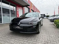 Deep black perleffekt Gebraucht 2021 VW Golf VIII Life Limousine | 18.950 € (Guter Preis)
