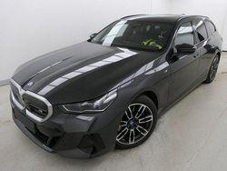 Grau Gebraucht 2024 BMW i5 Sport Line Kombi | 69.750 € (Superpreis)