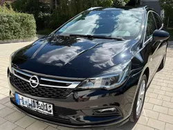 Schwarz Gebraucht 2016 Opel Astra Innovation Kombi | 8.250 € (Fairer Preis)