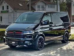 Deep black perleffekt Gebraucht 2024 VW T6.1 Highline Van | 119.500 €