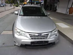 Silber Gebraucht 2011 Subaru Impreza Limousine | 6.390 € (Guter Preis)