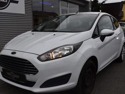 Weiß Gebraucht 2014 Ford Fiesta Trend Kleinwagen | 5.900 € (Fairer Preis)