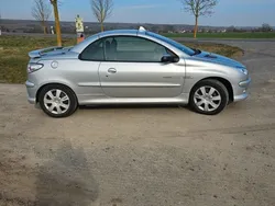 Grau Gebraucht 2006 Peugeot 206 CC Quiksilver Cabrio | 3.200 € (Fairer Preis)