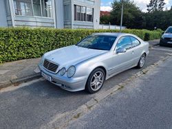 Silber Gebraucht 1999 Mercedes CLK320 Avantgarde Cabrio | 2.300 €