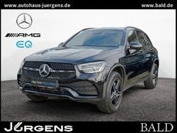 Schwarz unilack schwarz Gebraucht 2021 Mercedes GLC300e AMG SUV | 34.490 € (Guter Preis)