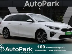 Weiß Gebraucht 2019 Kia Ceed Kombi | 12.800 € (Guter Preis)