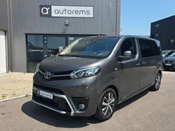 Grau Gebraucht 2021 Toyota Proace Verso Team Kombi | 35.999 € (Fairer Preis)