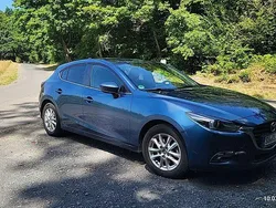 Blau Gebraucht 2017 Mazda 3 Exclusive-Line Limousine | 13.500 € (Fairer Preis)