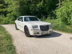 Weiß Gebraucht 2008 Chrysler 300C Limousine | 2.900 € (Superpreis)