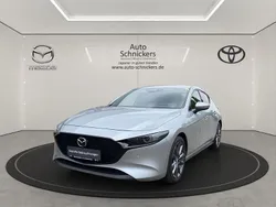 Silber Gebraucht 2023 Mazda 3 Selection Limousine | 26.990 € (Fairer Preis)