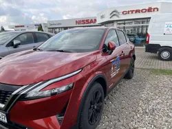 Fuji sunset red Gebraucht 2024 Nissan Qashqai N-Connecta SUV | 33.850 €