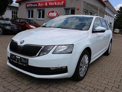 Weiß Gebraucht 2018 Skoda Octavia Kombi | 14.990 € (Fairer Preis)