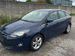 Blau Gebraucht 2012 Ford Focus Kombi | 5.200 € (Fairer Preis)