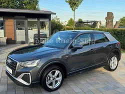 Grau Gebraucht 2021 Audi Q2 S-Line SUV | 23.980 € (Fairer Preis)