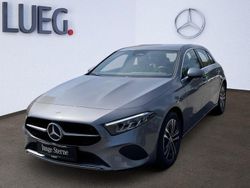 Grau Gebraucht 2024 Mercedes A180 Advanced Limousine | 27.200 € (Fairer Preis)
