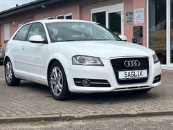 Weiß Gebraucht 2010 Audi A3 Ambition Limousine | 6.700 € (Fairer Preis)