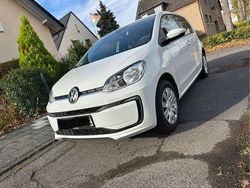 Weiß Gebraucht 2021 VW e-up! Kleinwagen | 13.000 € (Fairer Preis)