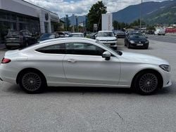 Weiß Gebraucht 2016 Mercedes C180 Coupé | 22.000 €