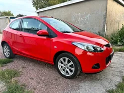 Rot Gebraucht 2008 Mazda 2 Kleinwagen | 2.750 € (Fairer Preis)