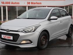 Grau Gebraucht 2016 Hyundai i20 Trend Kleinwagen | 10.990 € (Teuer)