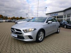 Silber Gebraucht 2019 Mercedes A180 Limousine | 20.450 € (Fairer Preis)