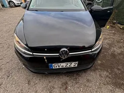Schwarz Gebraucht 2018 VW Golf VII Trendline Limousine | 11.000 € (Superpreis)
