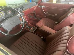 Silber Gebraucht 1989 Mercedes 560 Cabrio | 21.900 €