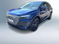 Navarrablau metallic Gebraucht 2023 Audi Q4 Sportback e-tron Comfort SUV | 34.910 € (Fairer Preis)