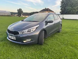 Blau Gebraucht 2014 Kia Ceed Spirit Limousine | 6.900 € (Superpreis)