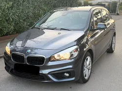 Grau Gebraucht 2015 BMW 218 Active Tourer Basis Van / Kleinbus | 9.999 € (Superpreis)