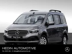 Grau Gebraucht 2024 Mercedes T180 Progressive Van / Kleinbus | 32.977 € (Teuer)