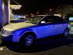 Silber Gebraucht 2002 Audi A4 Performance Limousine | 2.000 € (Superpreis)