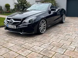 Schwarz Gebraucht 2013 Mercedes E200 AMG line Cabrio | 23.499 €
