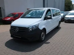 Weiß Gebraucht 2018 Mercedes Vito Van / Kleinbus | 16.900 € (Teuer)