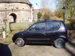 Schwarz Gebraucht 2003 Fiat Seicento Kleinwagen | 950 € (Fairer Preis)