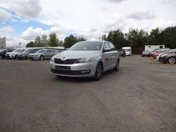 Grau Gebraucht 2018 Skoda Rapid Ambition Limousine | 4.999 €